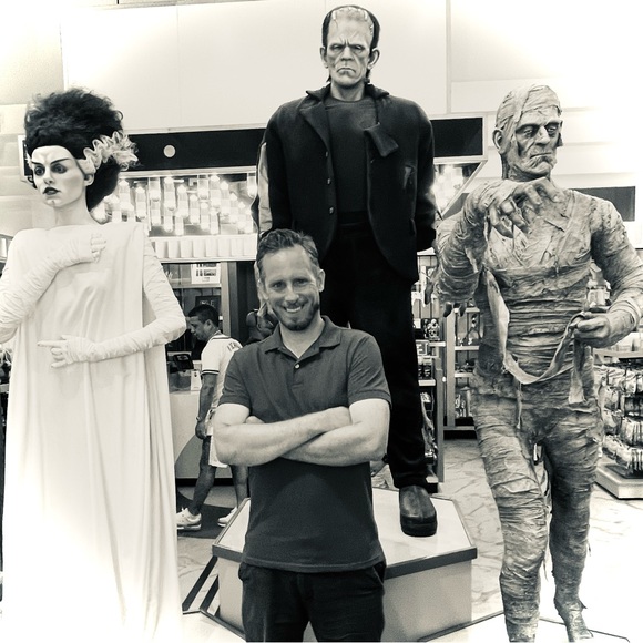 Meet your Posher, Ryan - Picture 2 of 5